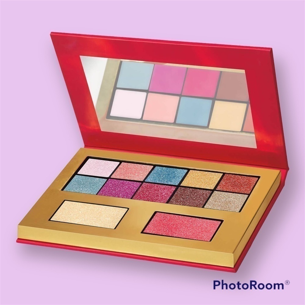 Juicy Couture The Shady Eyeshadow & Highlighter Palette